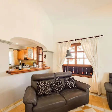 267 - Casa Bonita In Faro Park By Now Ltd *