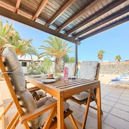 267 - Casa Bonita In Faro Park By Now Ltd Villa Montana Roja