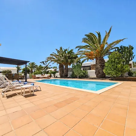 Villa 267 - Casa Bonita In Faro Park By Now Ltd Montana Roja